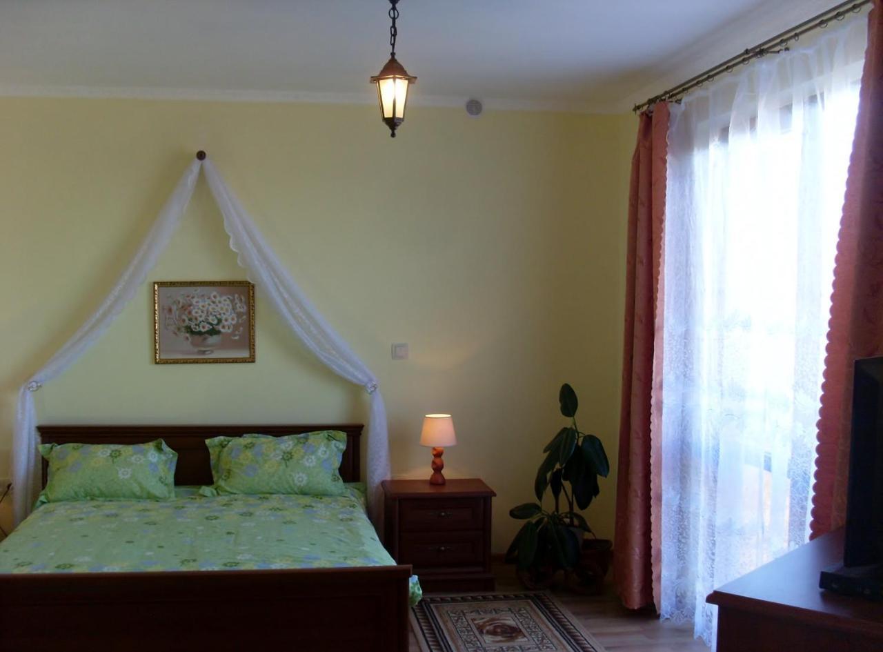 Villa Eden Delux Yanoshi 객실 사진