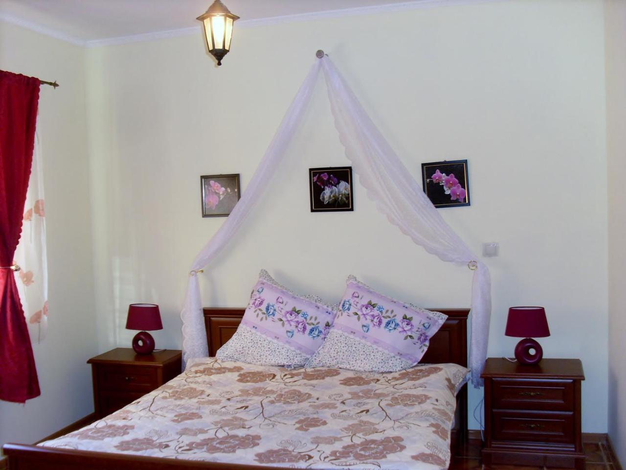 Villa Eden Delux Yanoshi 객실 사진